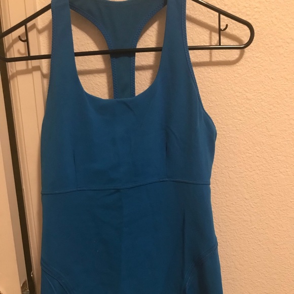Lululemon Blue Tank with Built in Bra - Size 8